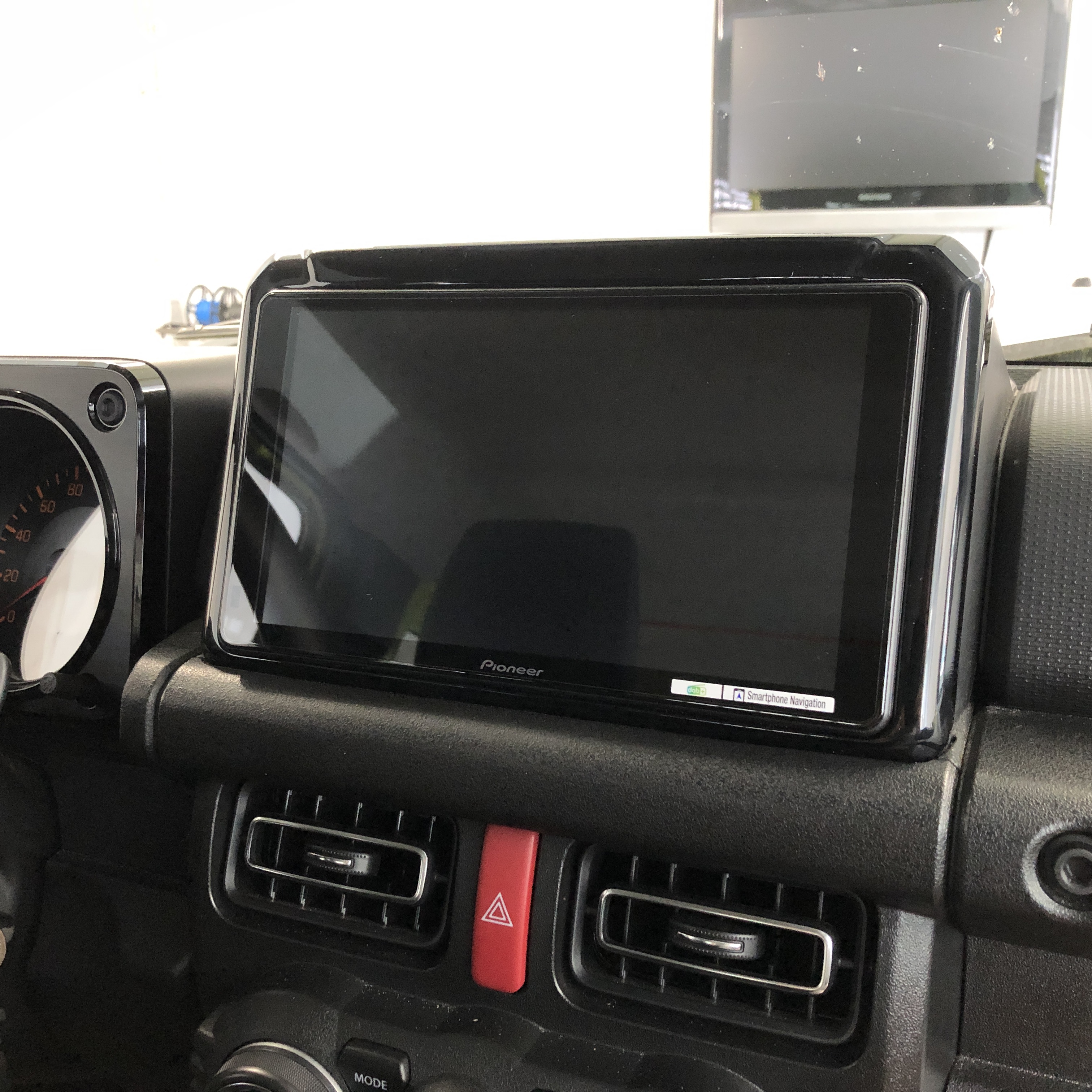 Suzuki Jimny GJ / HJ plug and play 9 Zoll Multimedia Radio