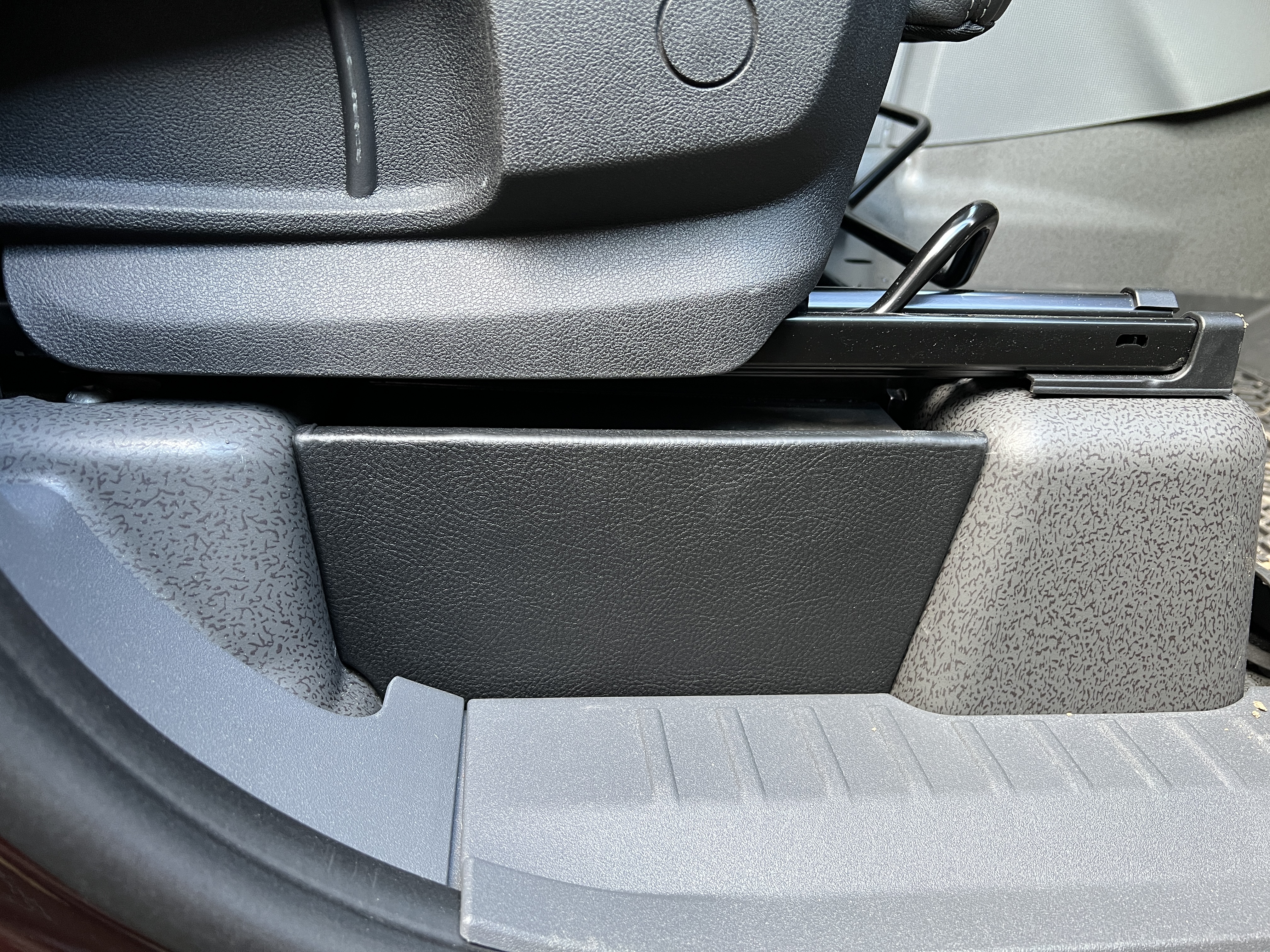 Subwoofer für Ineos Grenadier