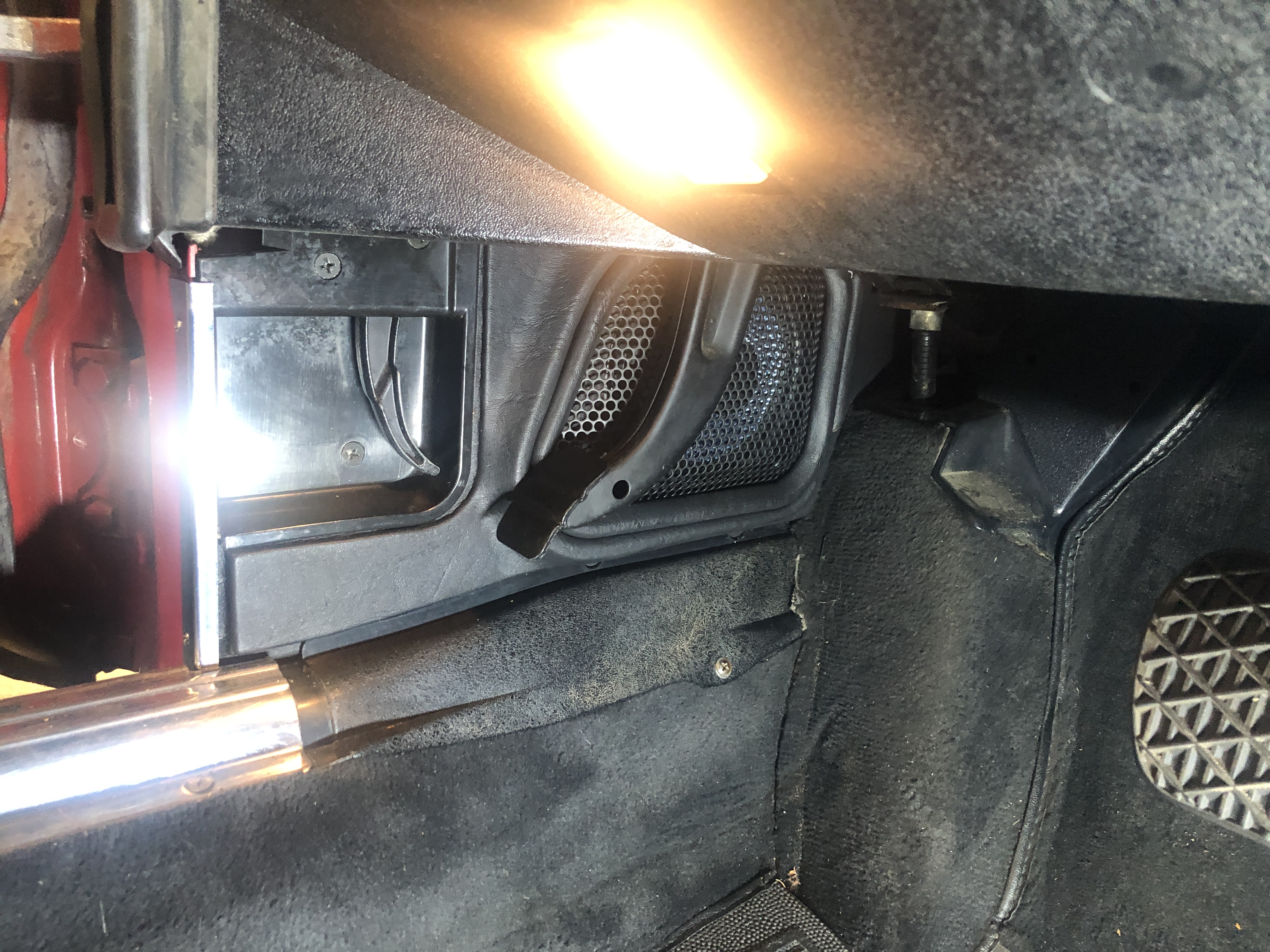 Mercedes SL R107 neue Lautsprecher einbauen / new speaker install