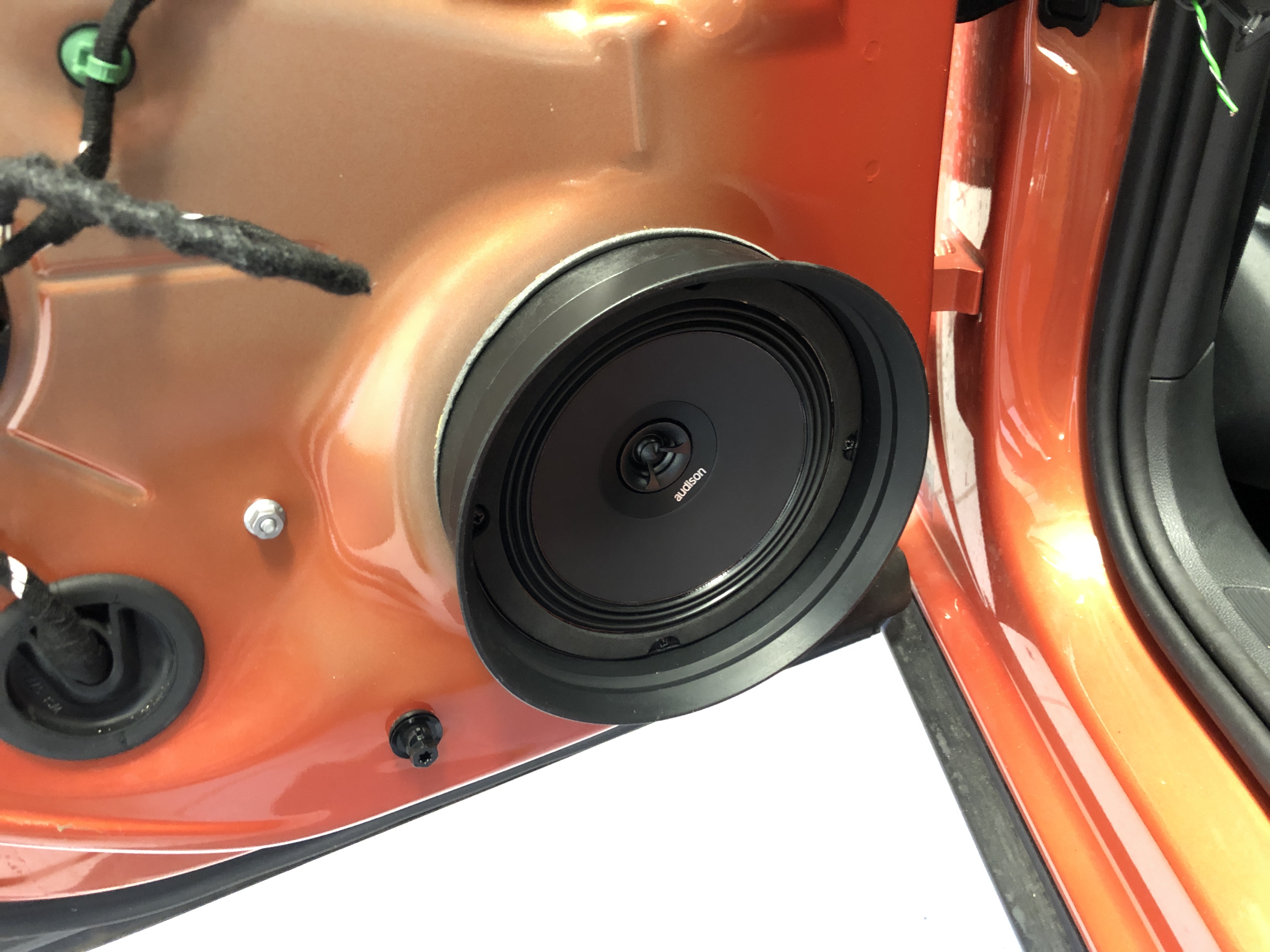 VW T-Roc Lautsprecher, Soundsystem, Subwoofer nachrüsten